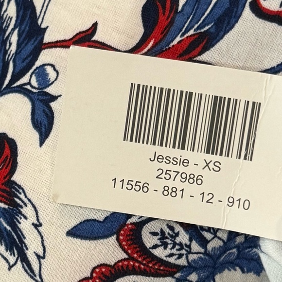 NWT LulaRoe Jessie Red White and Blue Paisley Dress Womens XS Short Sleeve - Picture 3 of 8